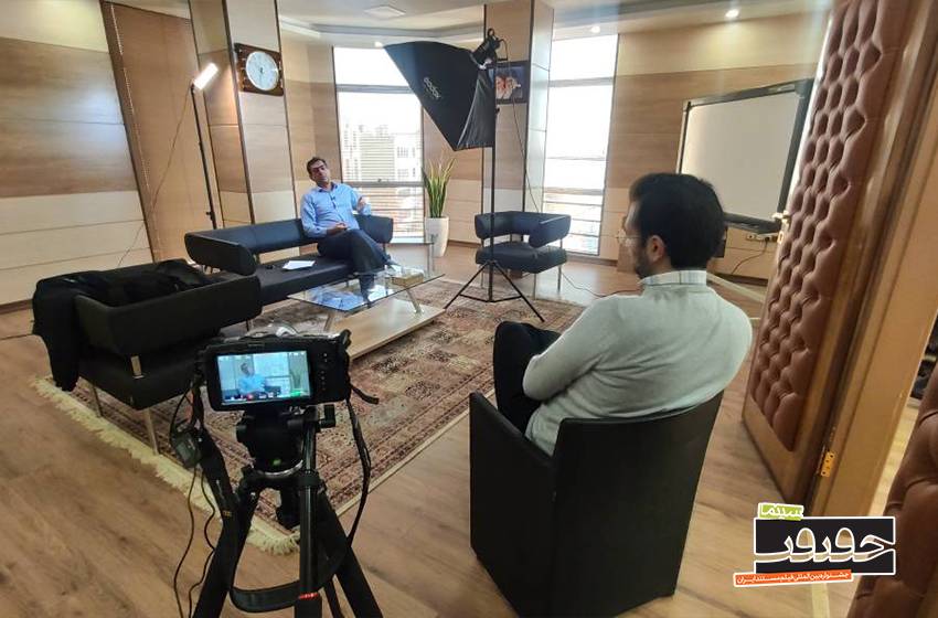 «اسب بخار»؛ روایتی تازه از صنعت خودرو در قاب مستند01