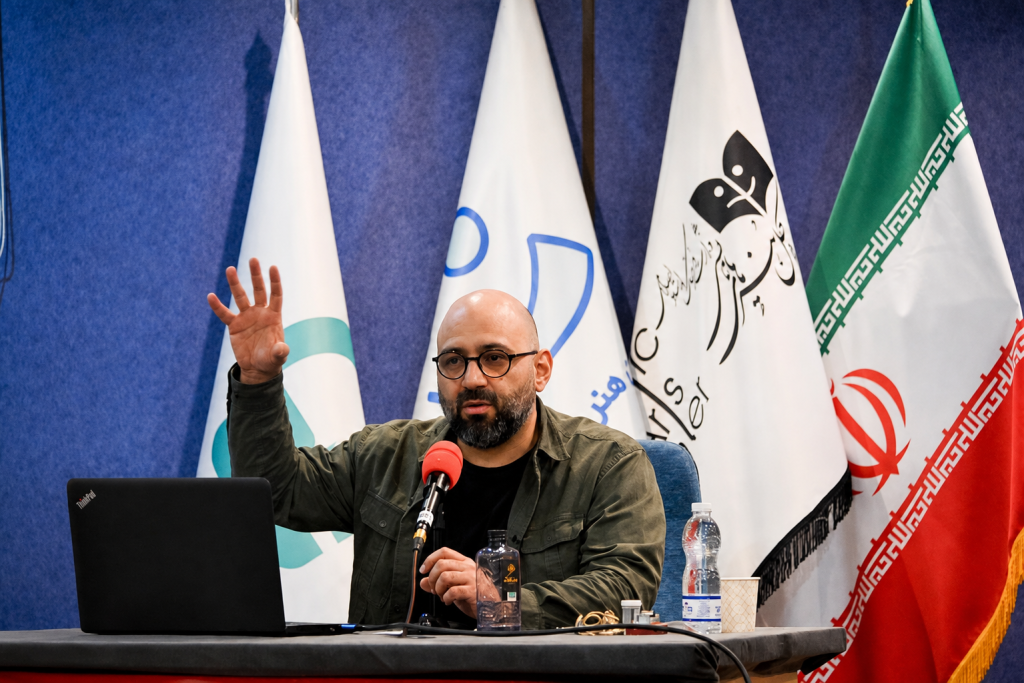 سهند اطهری: هر تکنیک عروسکی، زمان بازآوایی ایده‌آل خود را دارد