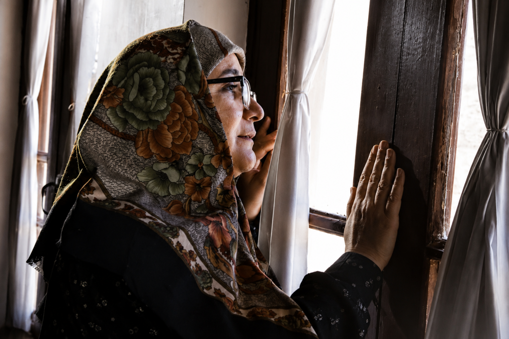«دیر شد ولی آمدم» آماده نمایش شد