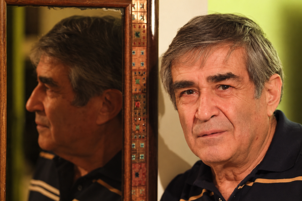 میراث یک استاد/ یادداشت «سازندگی» درباره مستند «این صحنه خانه من است»