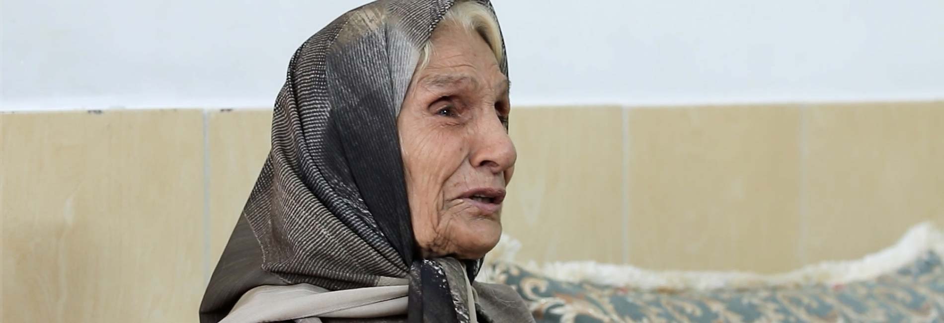 سایه ای از او هنوز هست