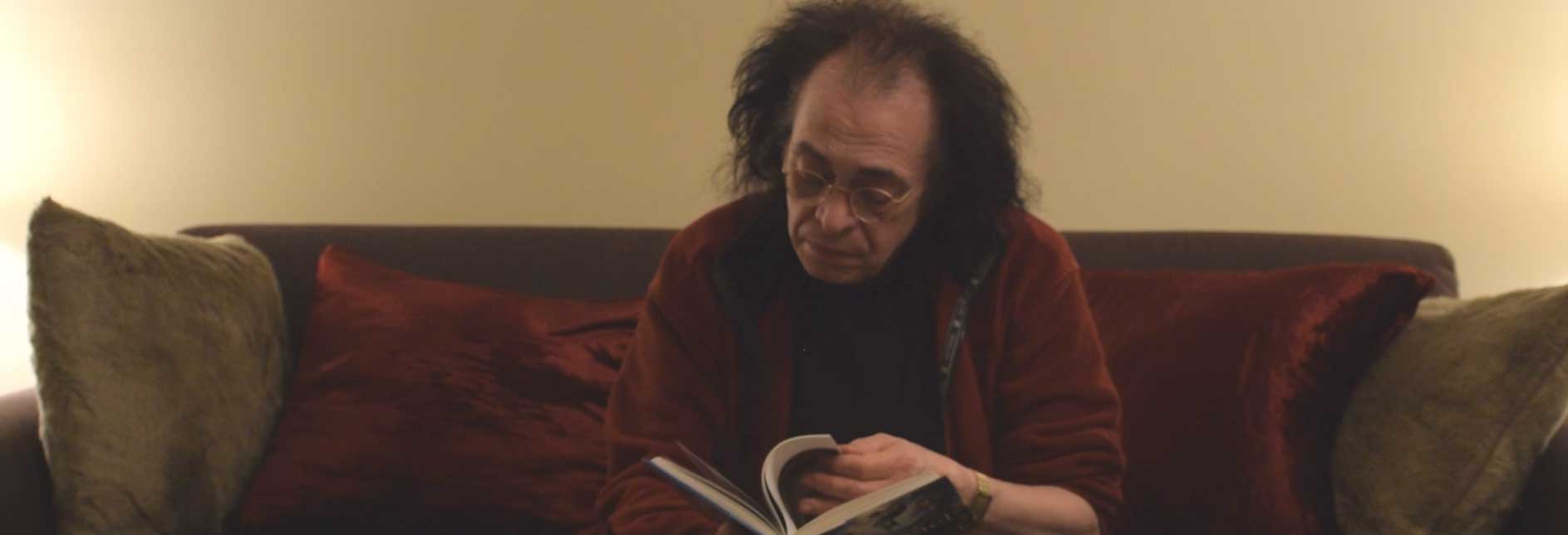 اسبی که شیهه نمی کشد