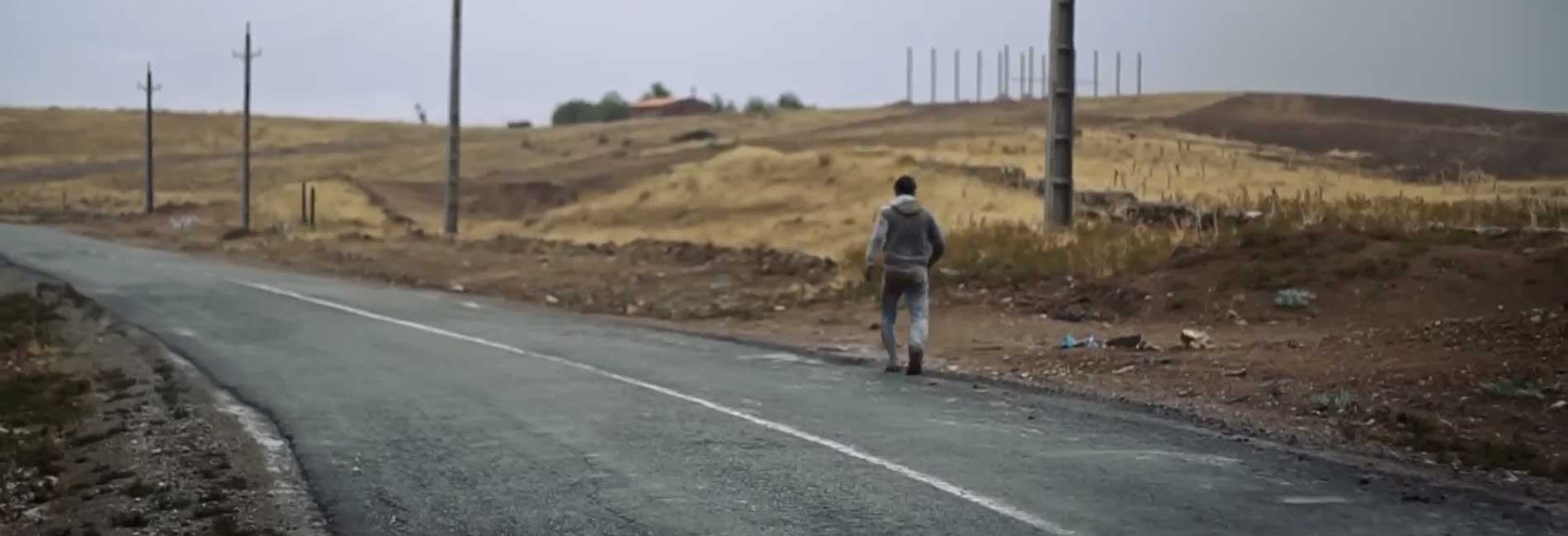 دور از اینجا-هاشور